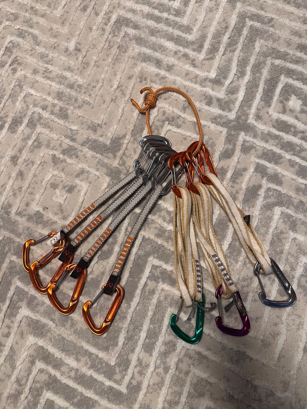 Attrezzatura da arrampicata: Alpines Expressset Mammut Petzl – Usato da Niederurnen venduto da Smiritee