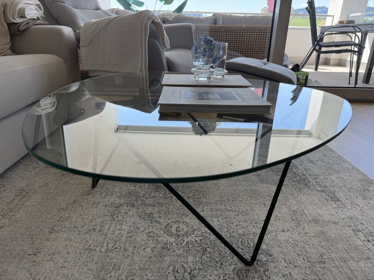Tische: Gubi Pedrera Couchtisch Glas – Gebraucht aus Küssnacht am Rigi von edo_7ww7