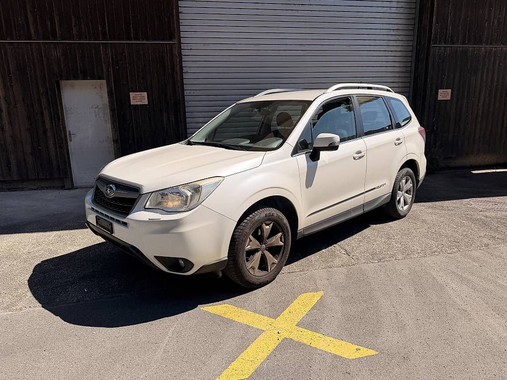 Autos: Subaru Forester 2.0i AWD – D'occasion à Giswil par fenstersims