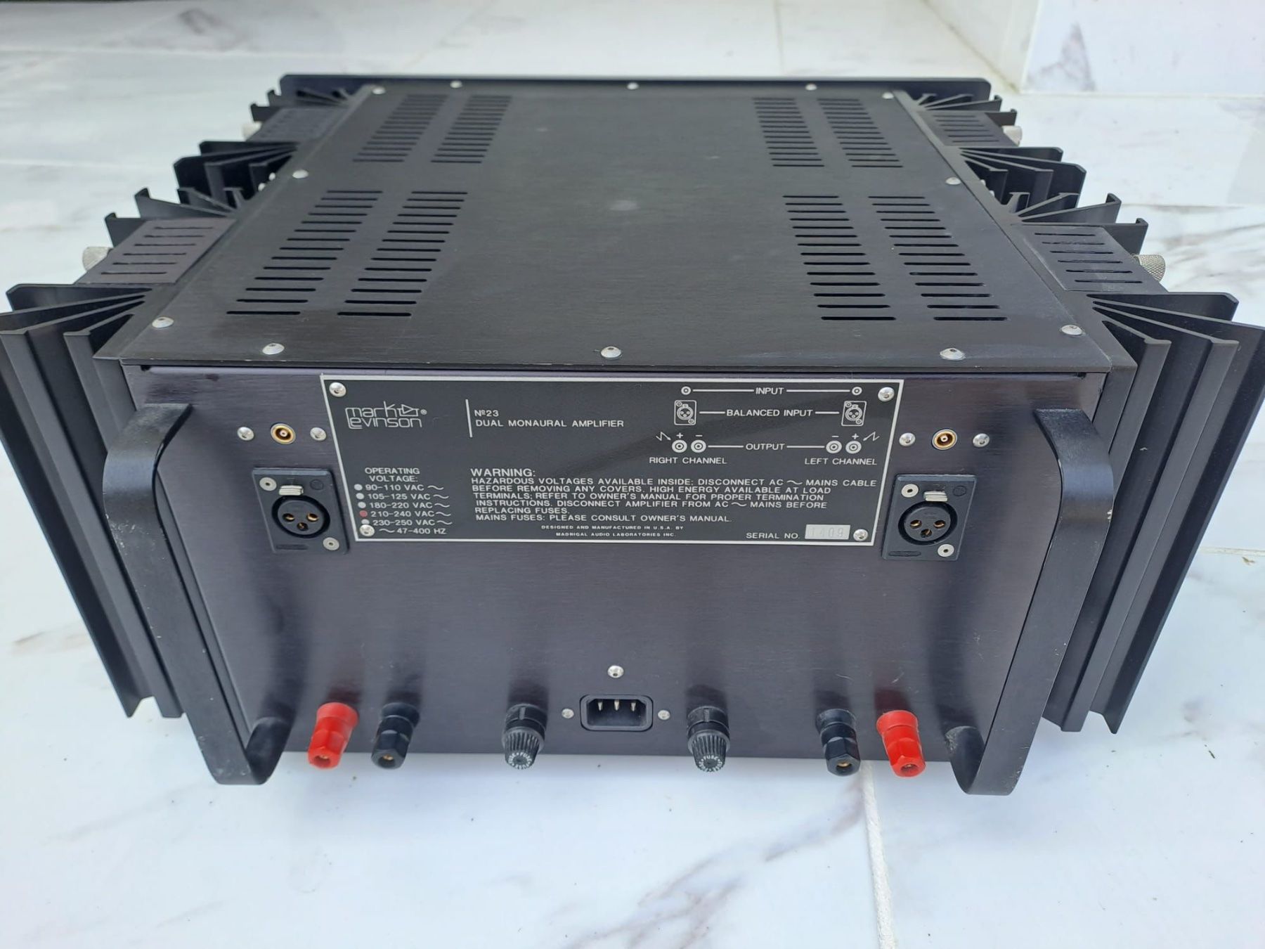 Mark Levinson Amplificatori: Mark Levinson No 23 – Usato da La Neuveville venduto da austinpowers70