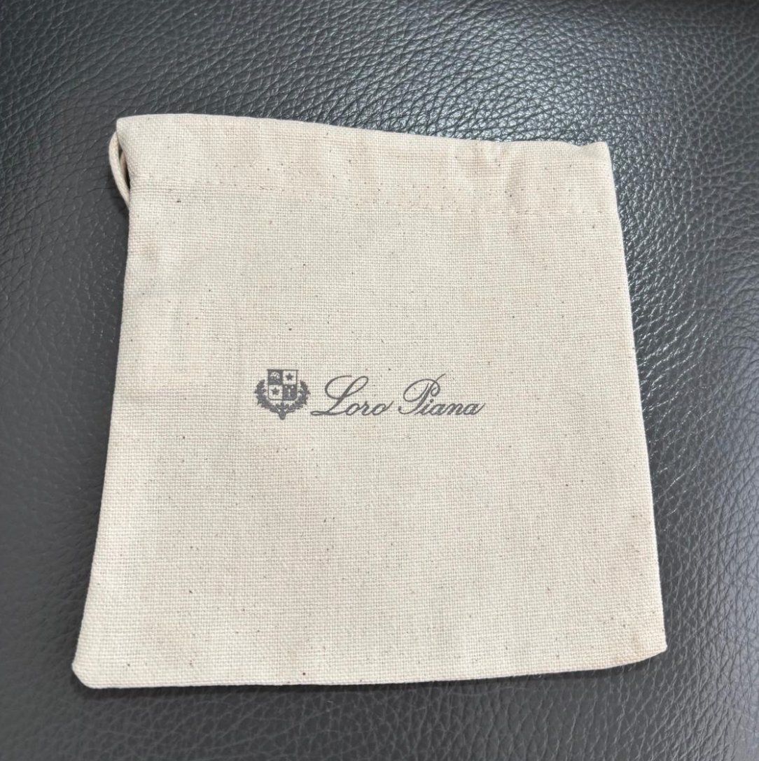 Loro Piana Borse: Loro Piana Staubbeutel / Dustbag – Nuovo (secondo la descrizione) da Steinhausen venduto da esmeralda45