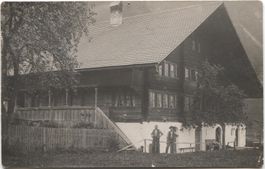 LANDWIRTSCHAFT/BAUERNFAMILIE 1920 Berner Oberland?