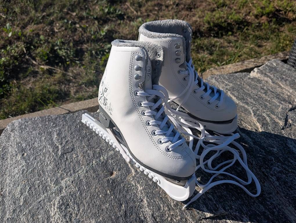 Patins à glace: Schlittschuhe, Damen, Grösse 38 – D'occasion à Höri par Makumba2 2