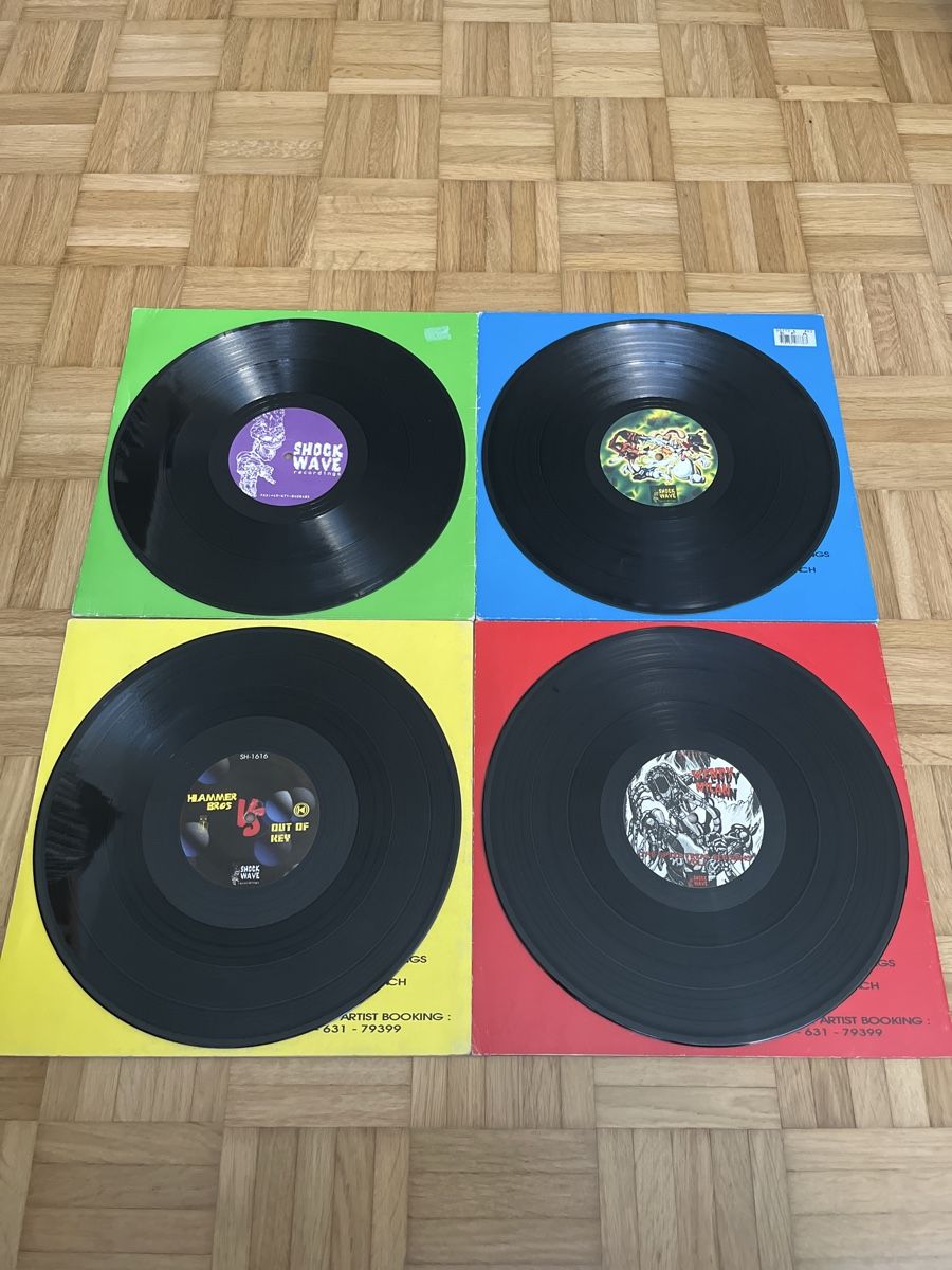 Dischi in vinile: 13er Schockwave Recordings Hardcore Vinyl-Set – Usato da Wangen b. Olten venduto da break72 4
