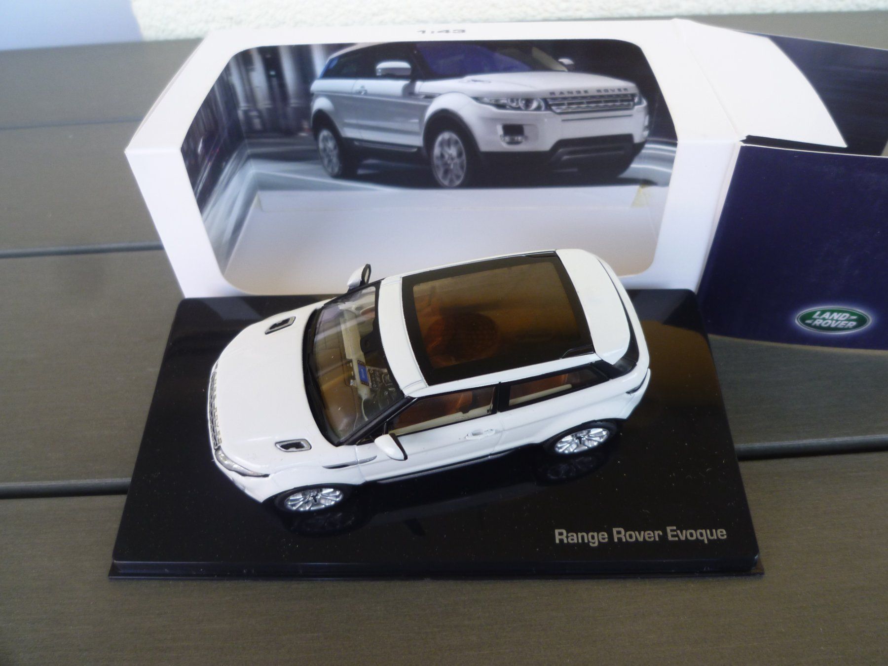 Land Rover Modellini d'auto: Land Rover Evoque (3 Door) – Nuovo e nell'imballaggio originale da Flawil venduto da Imperiosud 5