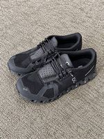 On Cloud Sneaker Damen Gr. 37