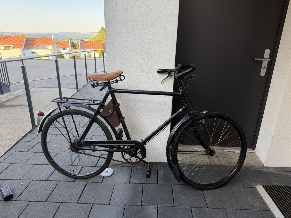 Armée suisse Vélos: Militärvelo 1940 – D'occasion à Binz par mounty64 1