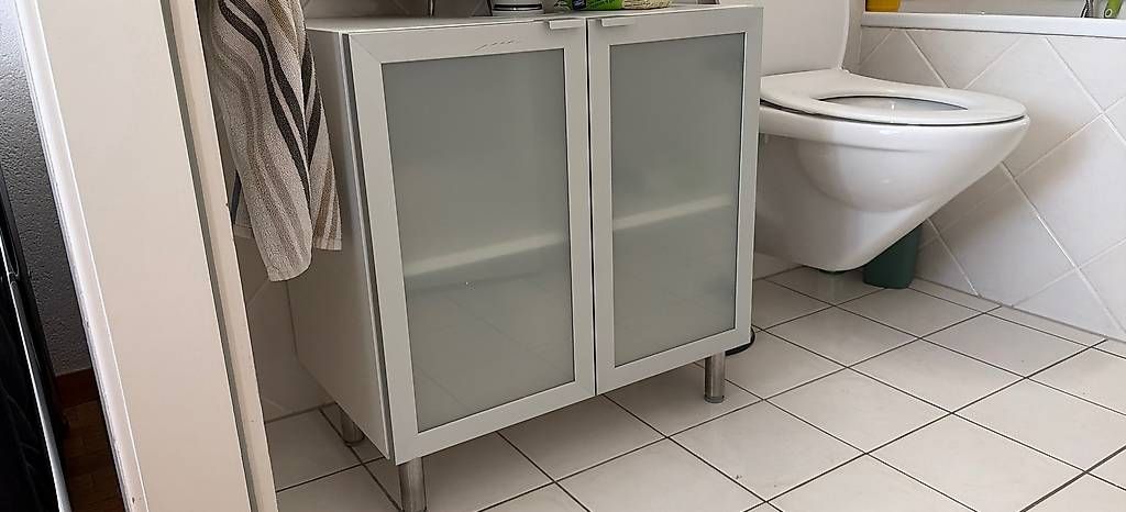 Installations & Meubles: Meubles de salle de bain – D'occasion à Lausanne par edo_27rh 1