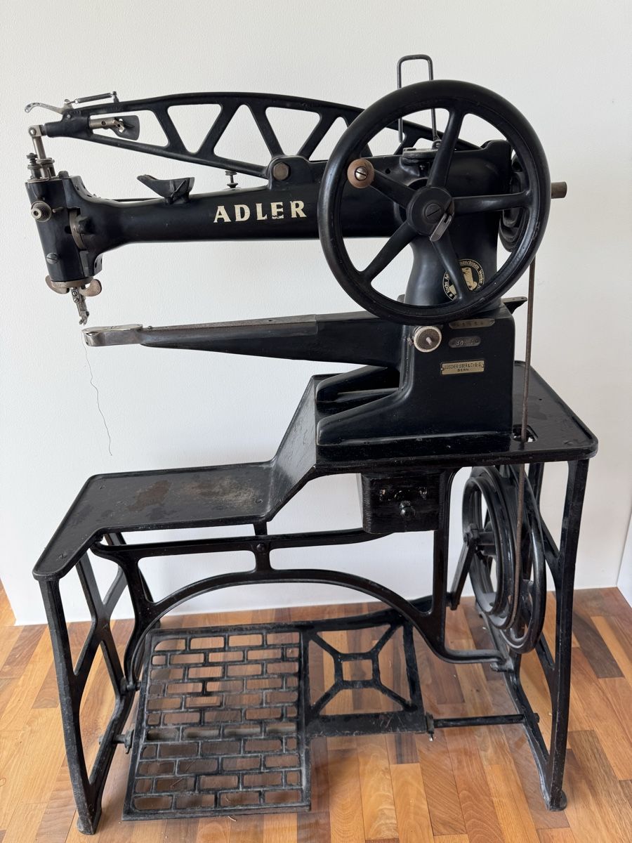 Adler Macchine da cucire: Adler 30-1 Nähmaschine – Usato da Wimmis venduto da andi_p