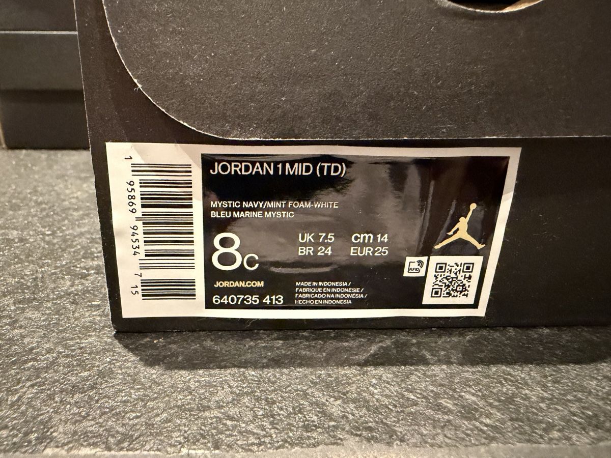 Jordan Schuhe für Jungen: Baskets Jordan 1 Mid 8C taille 25 – Neu und originalverpackt aus Villaz-St-Pierre von pepe86 3