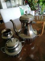 Teeservice versilbert (Teekanne, Milchkännchen + Zuckerdose)