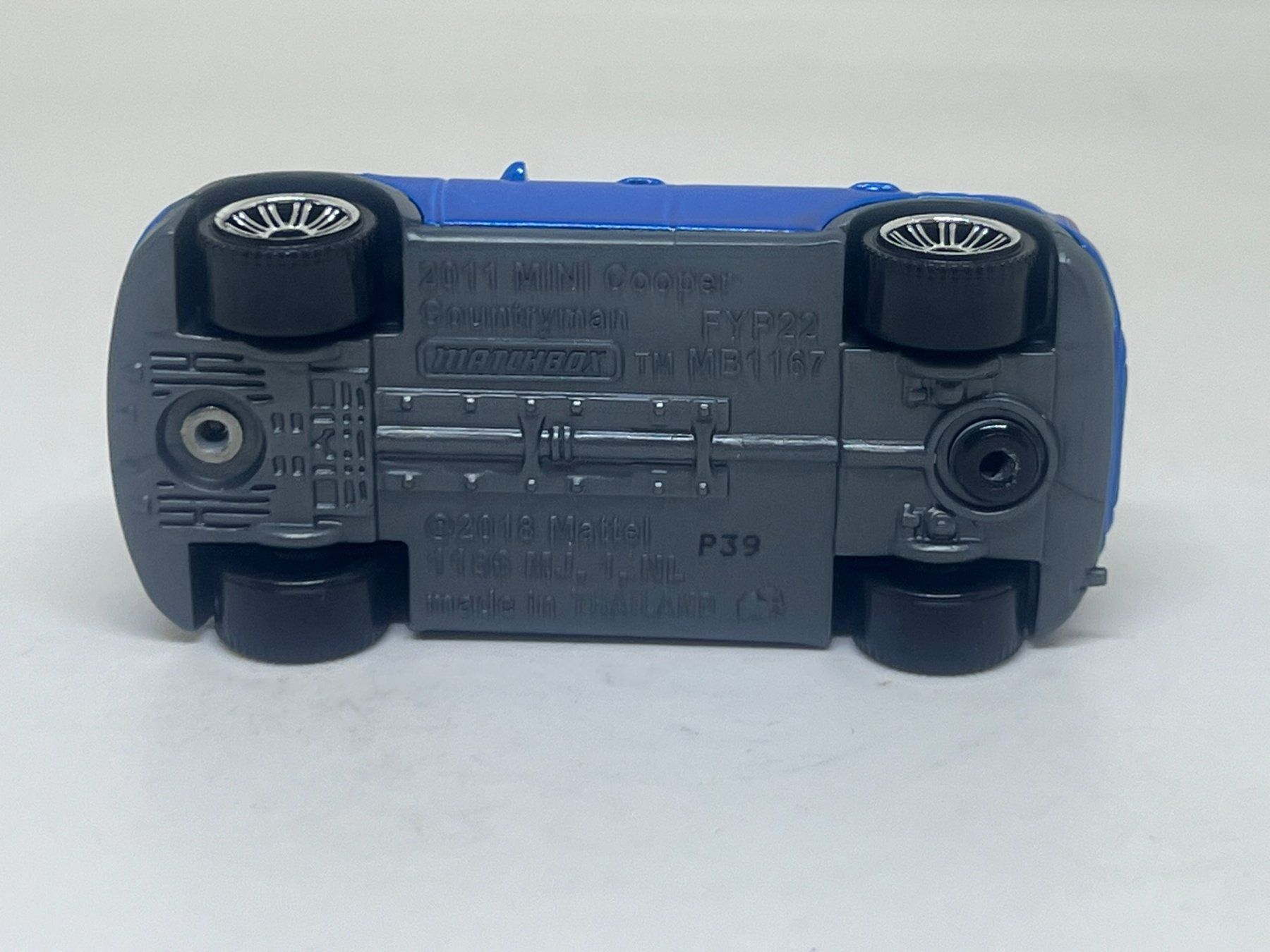 Matchbox Modellini d'auto: Matchbox 2011 Mini Cooper Countryman #681 – Usato da Wildegg venduto da LaaBoutique 3
