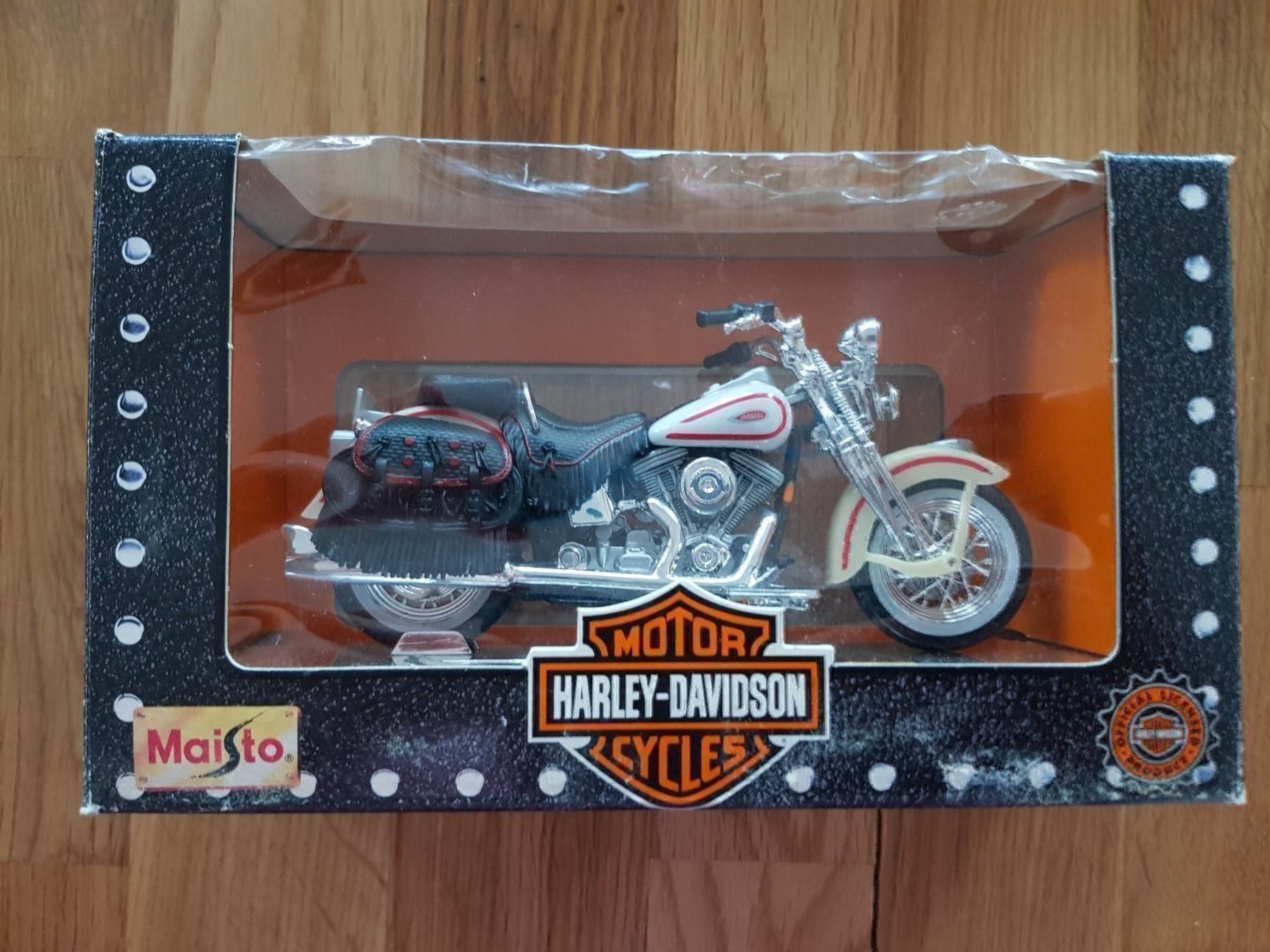 Maisto Kit di modellismo & Modellini statici: Harley Davidson FLSTS Heritage Springer – Nuovo e nell'imballaggio originale da St. Gallen venduto da chilly81 3