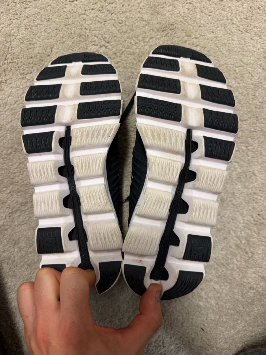 On Scarpe da donna: ON Schuhe  – Usato da Emmenbrücke venduto da streetfighter27 5