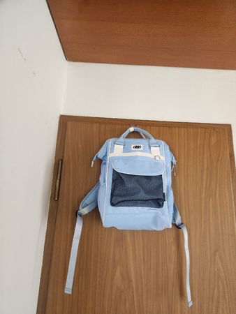 Sac à dos Skechers bleu clair parfait pour l'été! ☀️ 