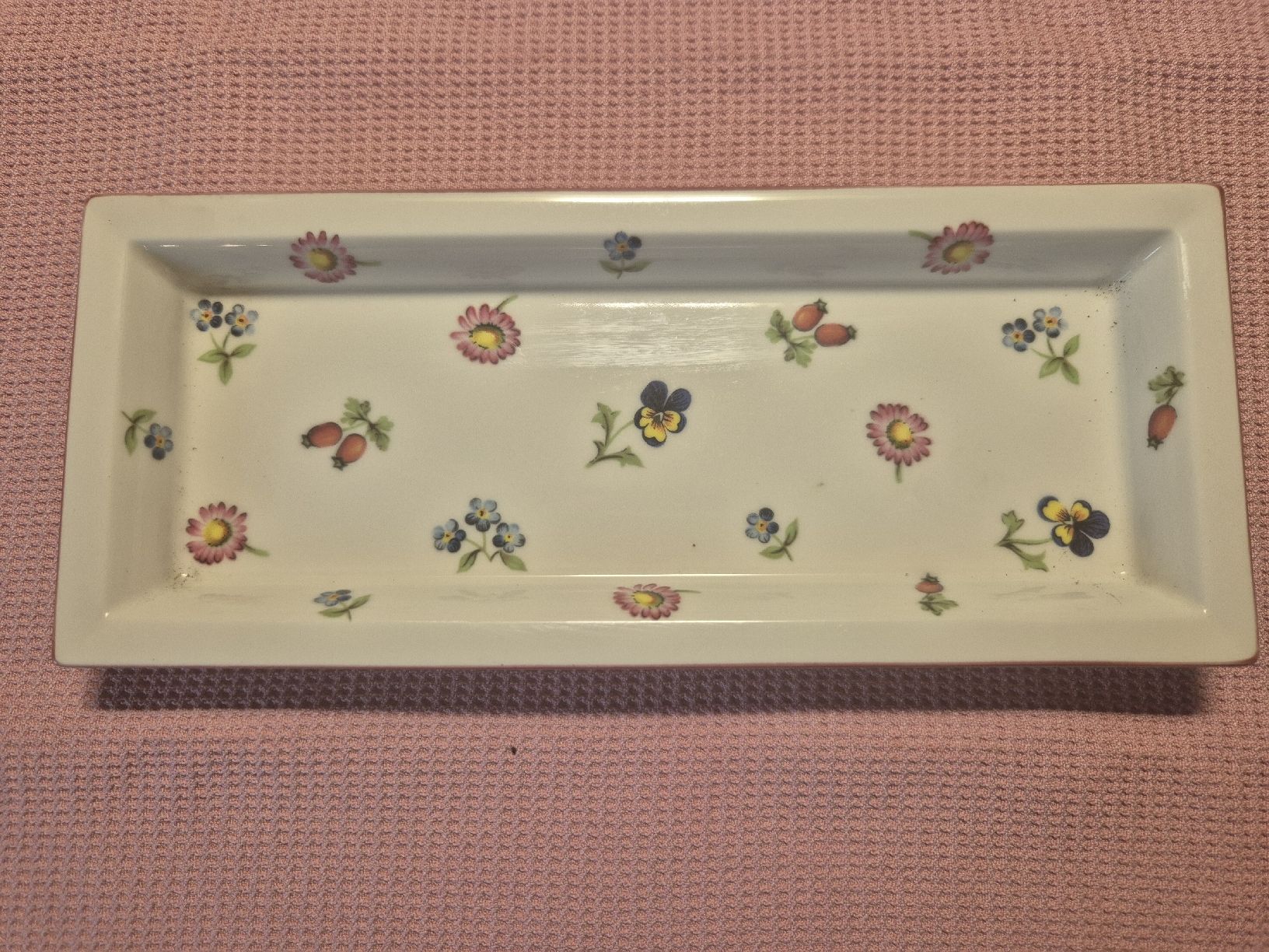 Villeroy & Boch Piatti di portata: Villeroy & Boch  Petit Fleur kl. Tablar – Usato da Birmensdorf ZH venduto da Chbs_2026