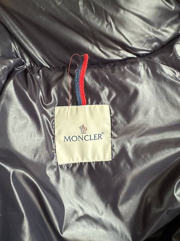 Gilets & Westen: Gilet Moncler tg 2 – Gebraucht aus S. Antonino von gio_q2dl 2