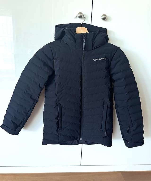 Peak Performance Jacken: PeakPerformance Daunen Jacke, Grösse 140 – Gebraucht aus zürich von mauromauro 3