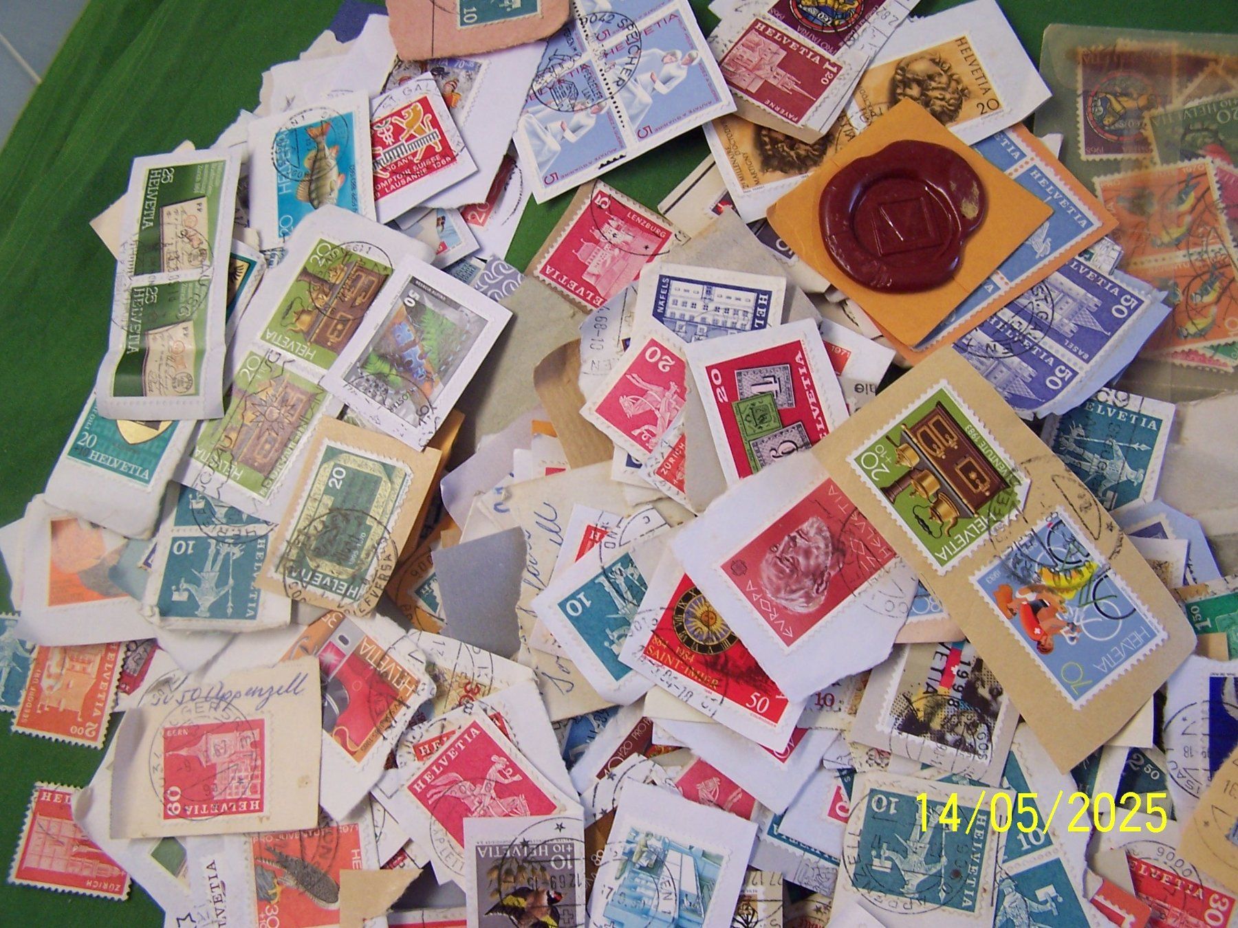 Tutti i francobolli: 1 grösseres Lot von Schweizer Briefmarken – Usato da Lenggenwil venduto da swissbrooker 2