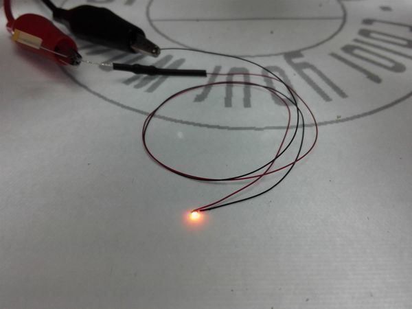 Componenti elettronici: LED SMD 0402 verkabelt, orange – Nuovo (secondo la descrizione) da Luzern venduto da Salefactory