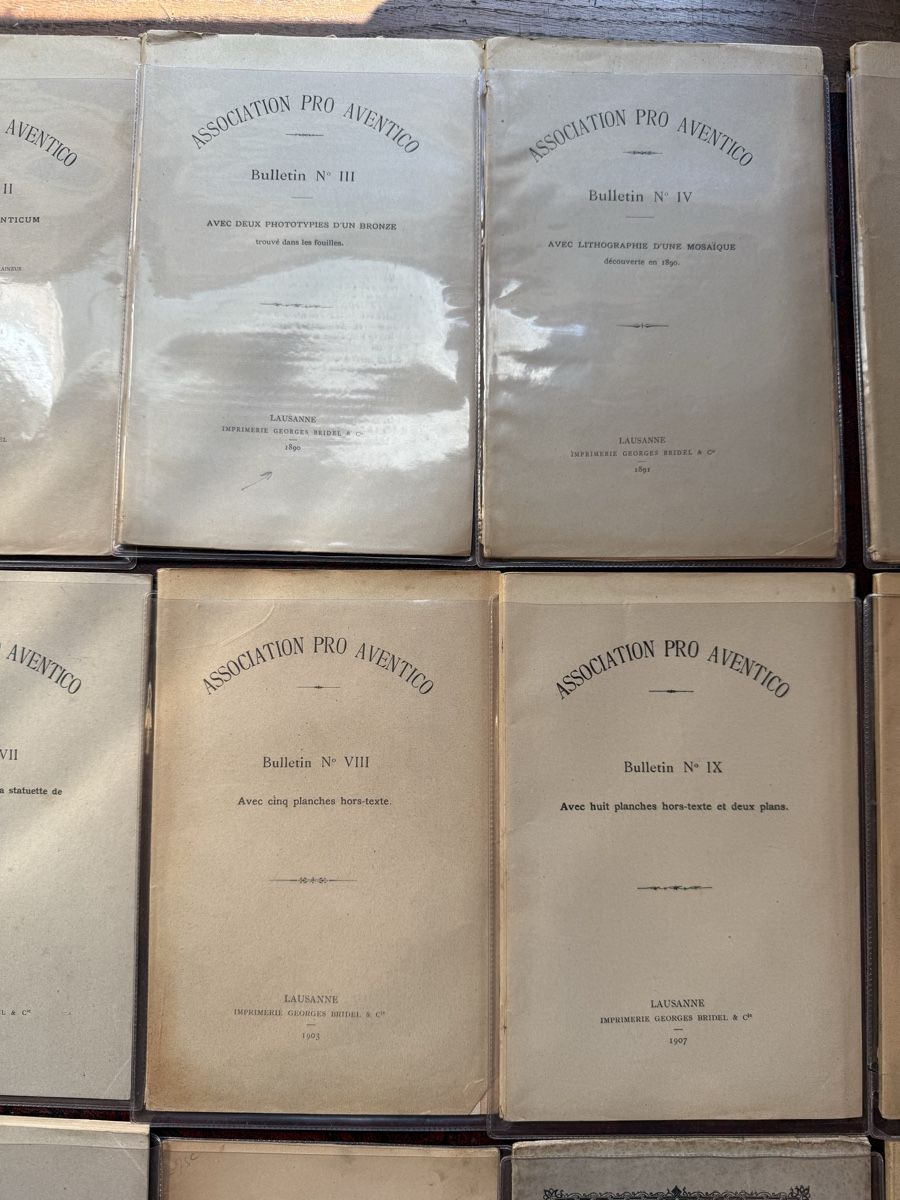 Libri: Lot d'exception : "Pro Aventico" / Avenches Romaine – Usato da Fribourg venduto da Ardoffel 2
