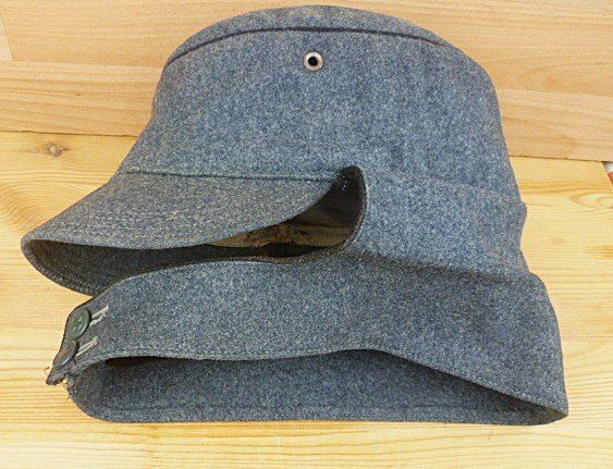 Copricapi, berretti & cappellini: Militär - Mütze CH Armee Gr. 57 – Usato da Effretikon venduto da Heimstudio 7