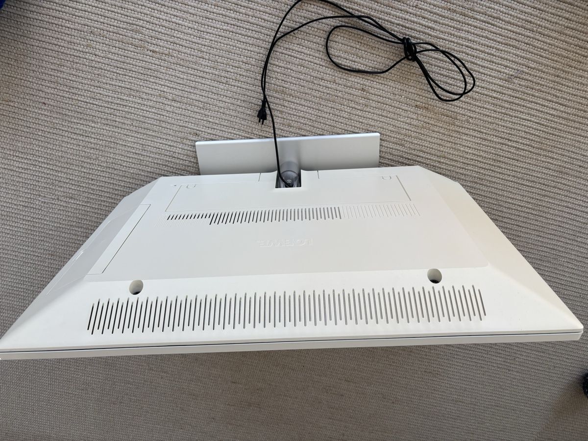 Televisori: Loewe Connect ID 32 LCD-LED Fernseher – Usato da Bern venduto da lieblingssachen 1