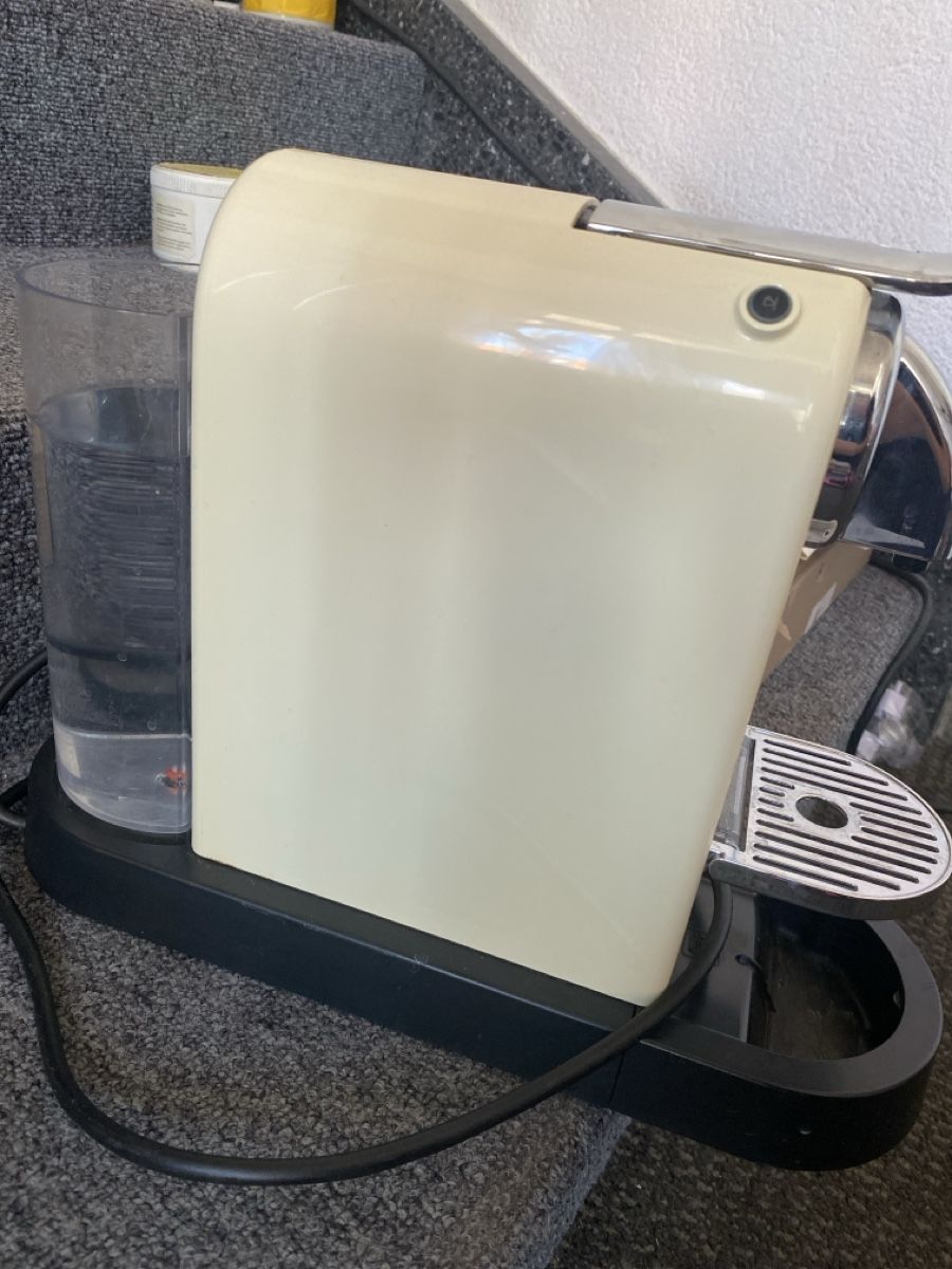 König Macchine per caffè & Macchine per espresso: Kaffeemaschine Koenig Citiz cremefarben – Difettoso da Wettingen venduto da vpr_9gz6 2