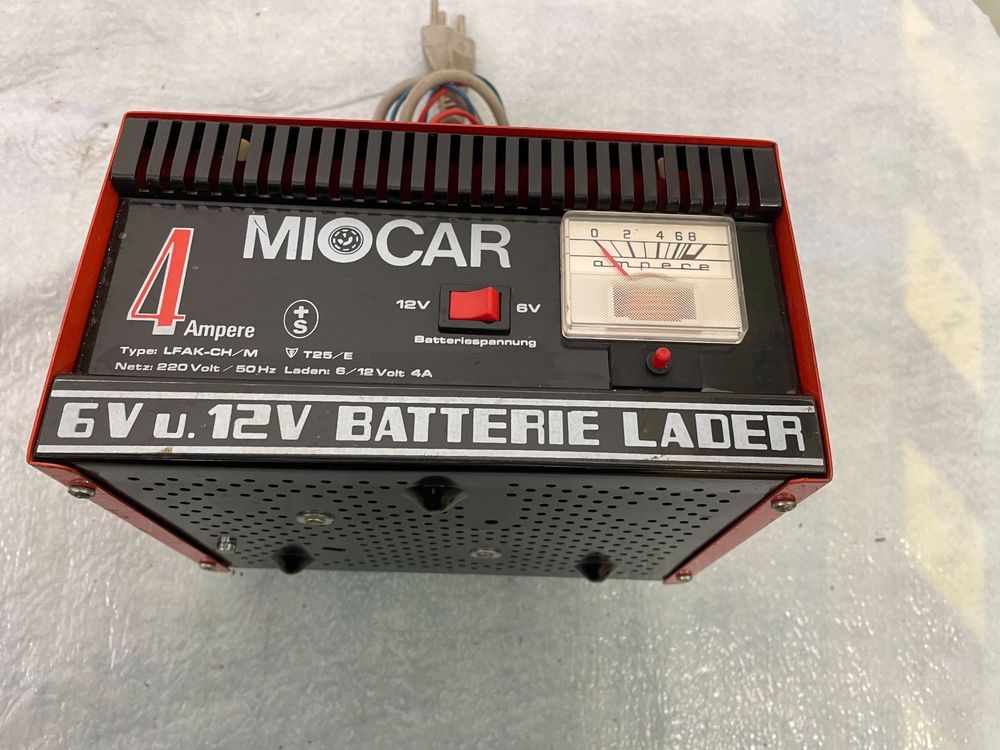 Batterie Ladegerät Miocar 6/12 Volt