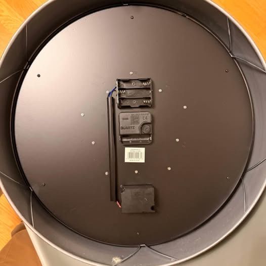 Stand- & Wanduhren: Horloge murale – Neu (gemäss Beschreibung) aus Genève von Ines93 1