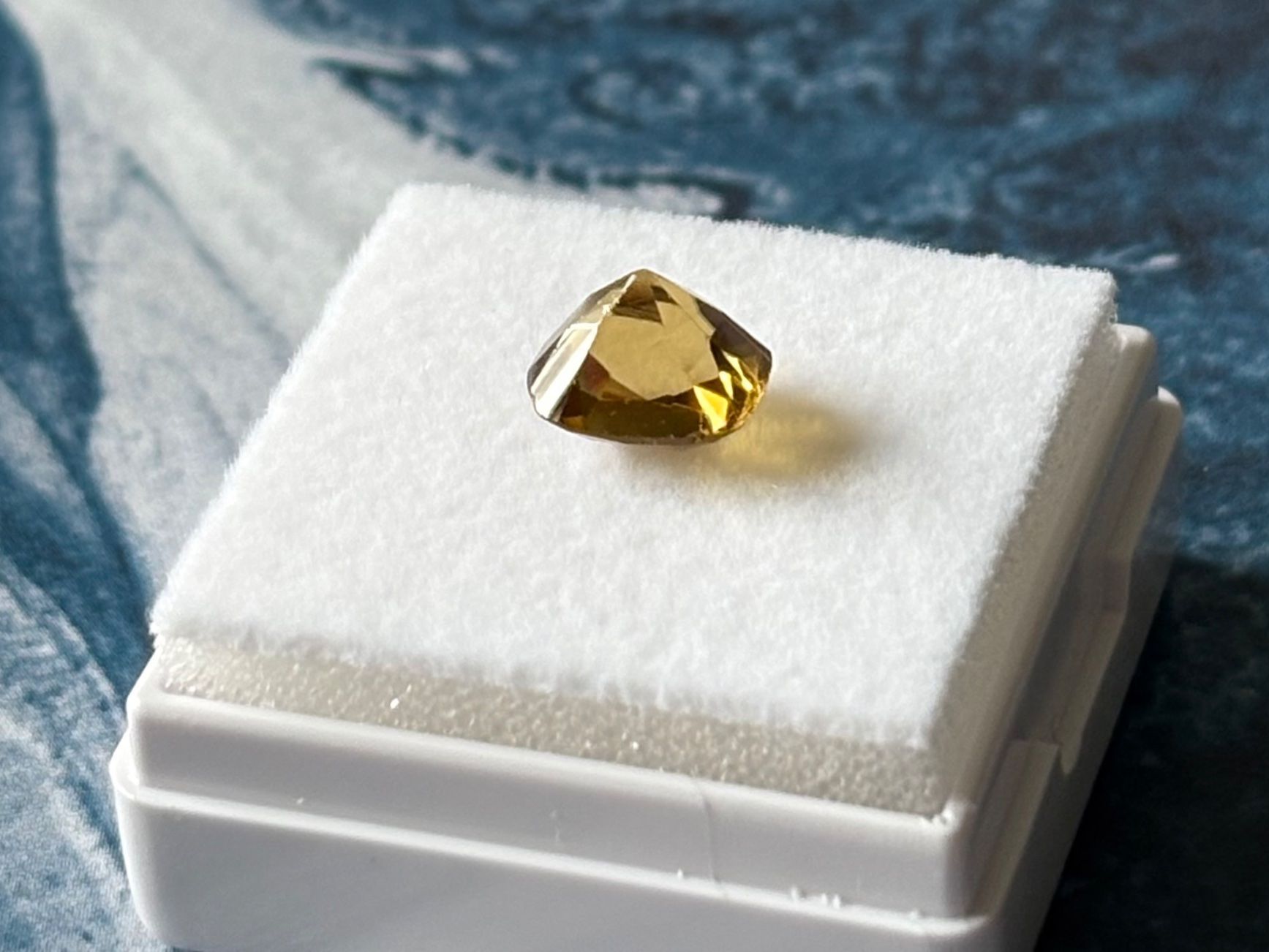 Pietre preziose: Sphene Titanite 2.8 ct. – Usato da Brugg AG venduto da lau_9rvy 3