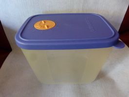 Tupperware Behälter 1L, mit Datumsanzeige