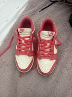 nike dunk pink
