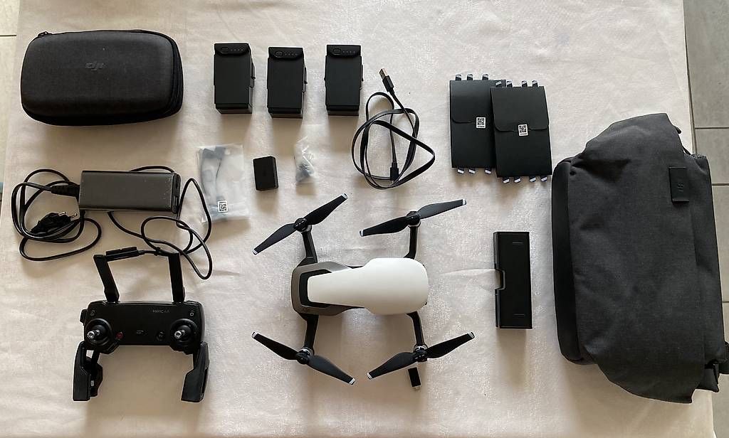 DJI Modellismo RC: Drone Mavic Air fly more combo arctic white – Usato da Onex venduto da Bazma