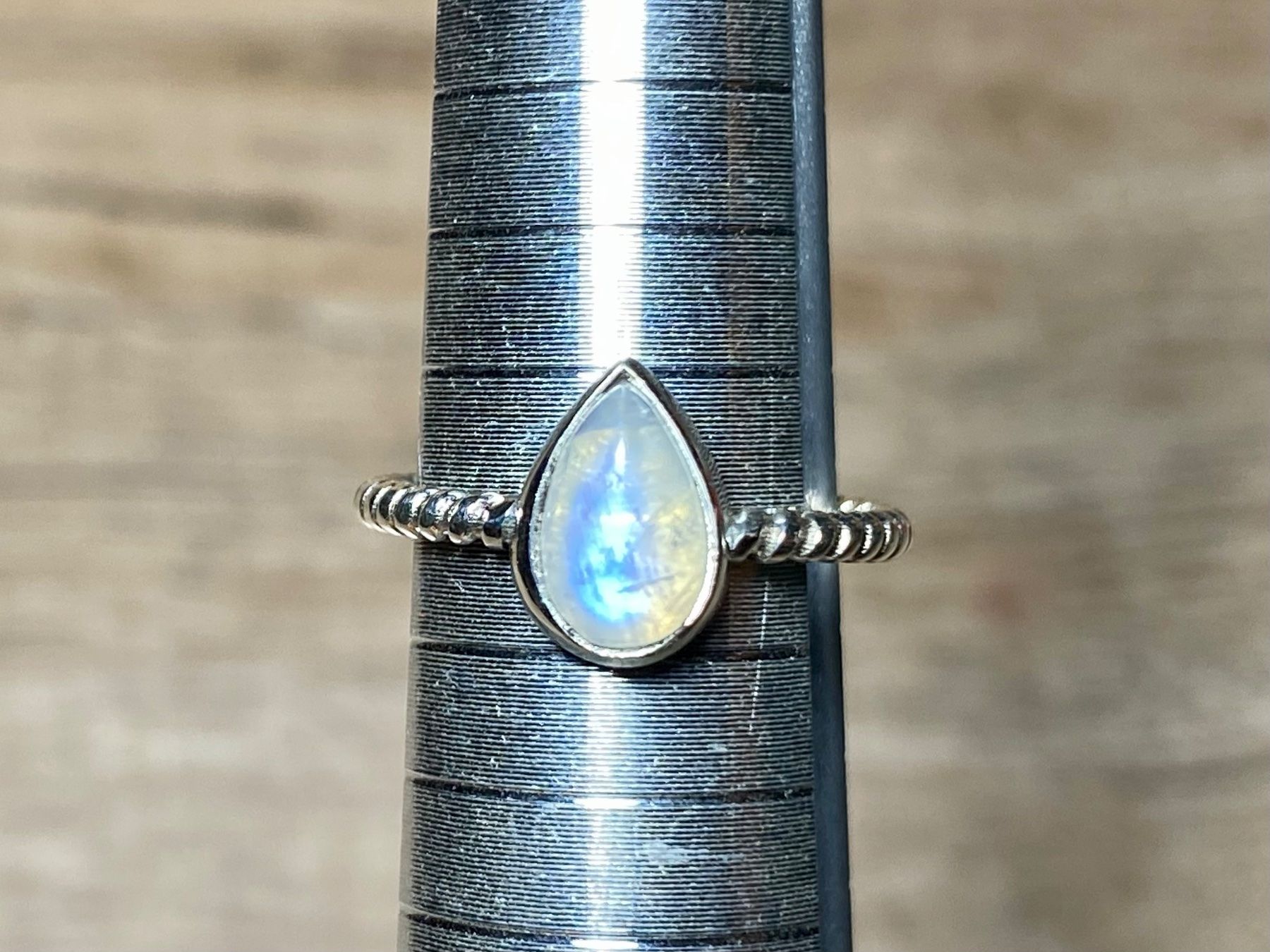 Ringe: 925 Silber Ring - natürlicher Mondstein - Tropfenform – Neu und originalverpackt aus Laax von Kiki_Kingdom3