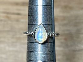 925 Silber Ring - natürlicher Mondstein - Tropfenform