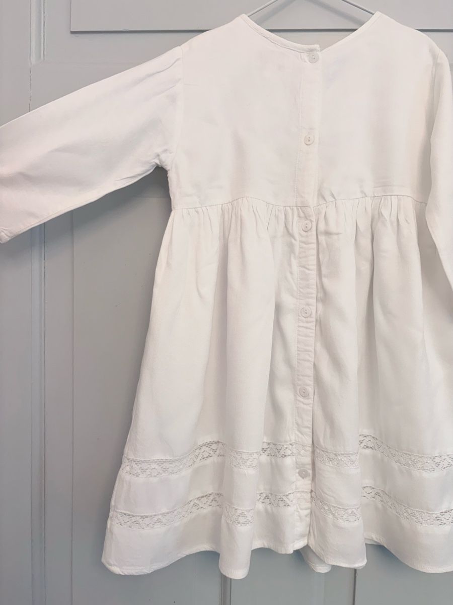 Vestiti & Gonne: Bonnet à Pompon, Kleid, 110/116, Viskose – Usato da Zürich venduto da Pokimoki_1 5