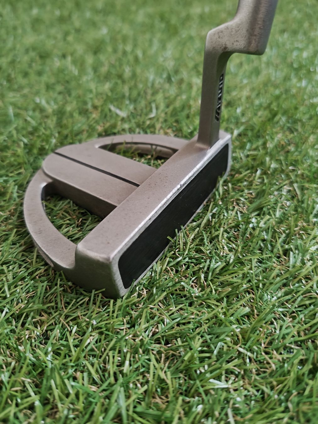 Mizuno Clubs & Sets: Mizuno Putter, Mallet-Kopfform, gebraucht – D'occasion à Uerikon par Chreggus_Golfshop 2