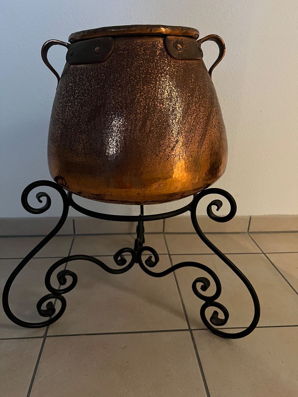 Toutes les décorations: Kupfergefäss mit Ständer – Neuf (Voir description) à Ronco sopra Ascona par heisenberg02