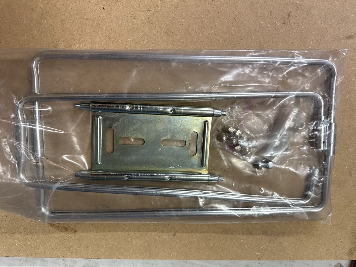 Tutti pezzi di ricambio auto: Rahmen für Wechselnummer – Usato da Meienberg venduto da sony252