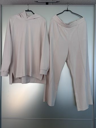 Stylischer Loungewear-Zweiteiler in Beige (Gr. XL)