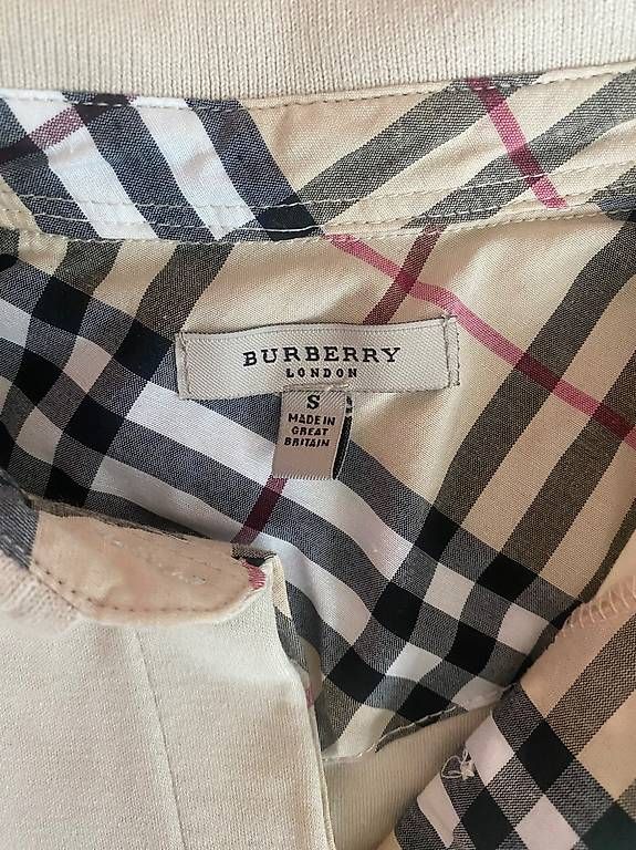 T-Shirts: Burberry Shirt – Gebraucht aus Langnau am Albis von Monikacv16 2
