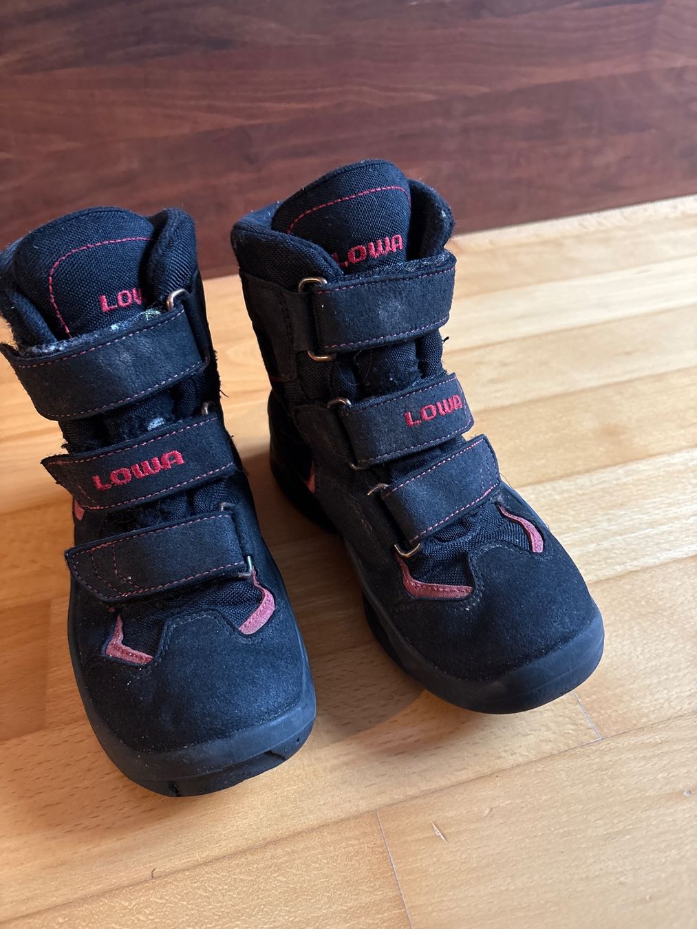 Lowa Scarpe per ragazzi: Lowa Winterschuhe gr 32 – Usato da Effretikon venduto da MarthaK.