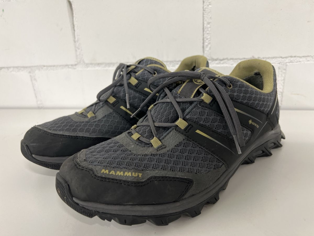 Mammut Scarpe da uomo: Tracking Schuhe Mammut 46 (eher 45) – Nuovo (secondo la descrizione) da Zürich venduto da d-ron 1