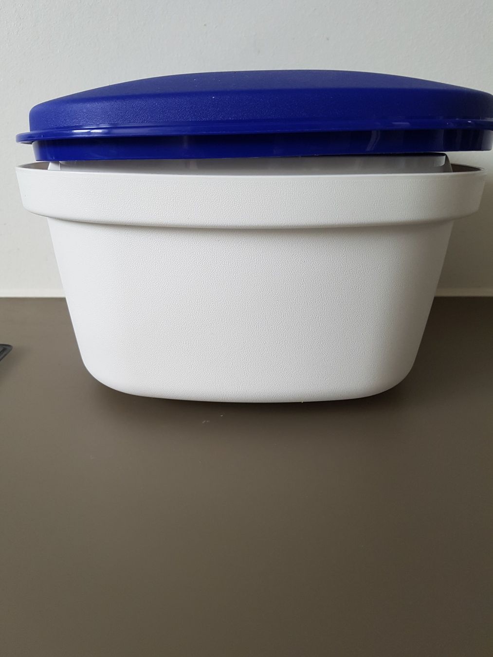 Tupperware Behälter & Ähnliches: Joghurt herstellen Tupperware Multi Server mit Becher – Gebraucht aus Riehen von robs2026 3