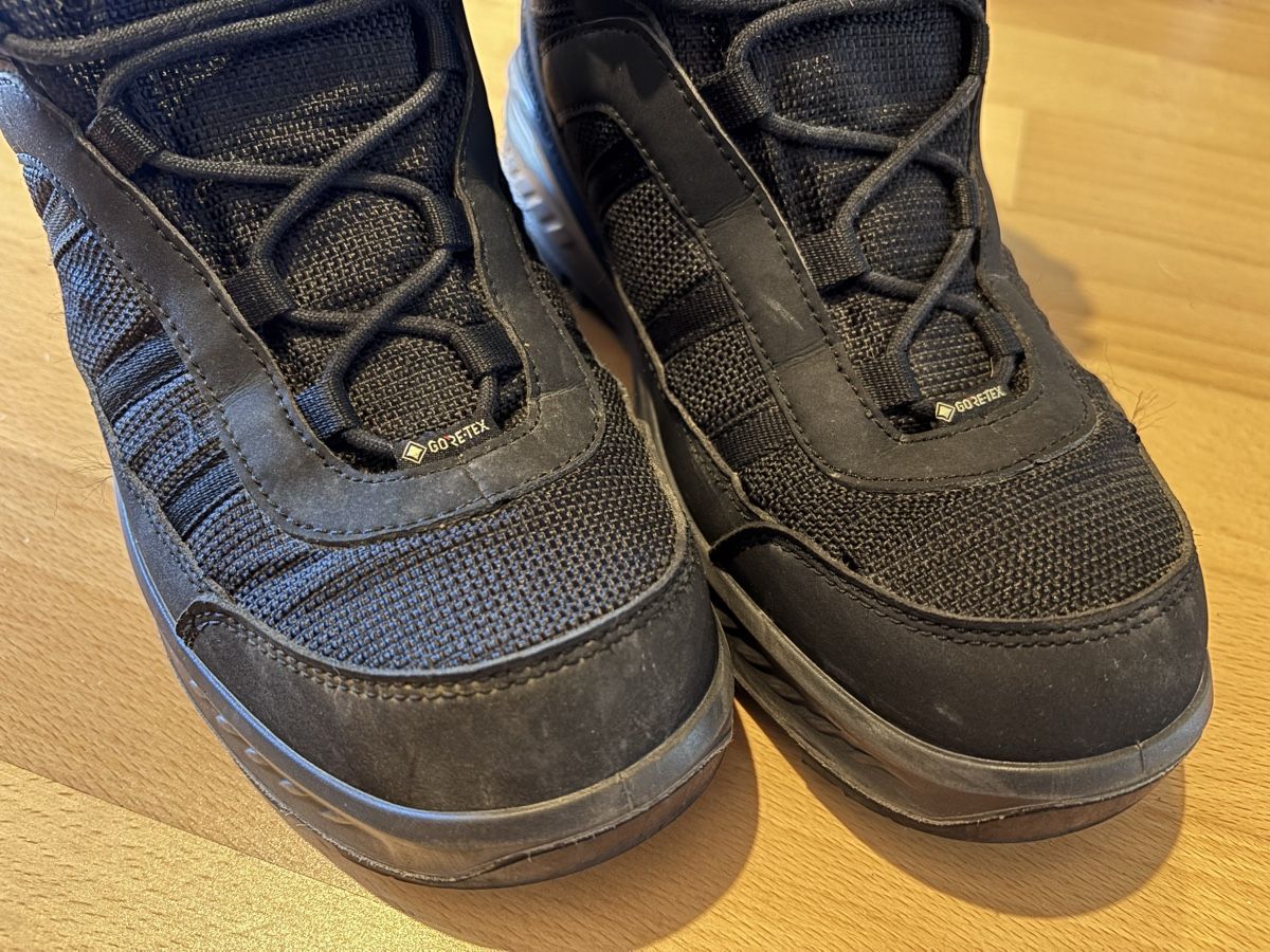 Lowa Scarpe da donna: Lowa Winterstiefel Gr. 40 – Usato da Bonstetten venduto da swiss_diver 1