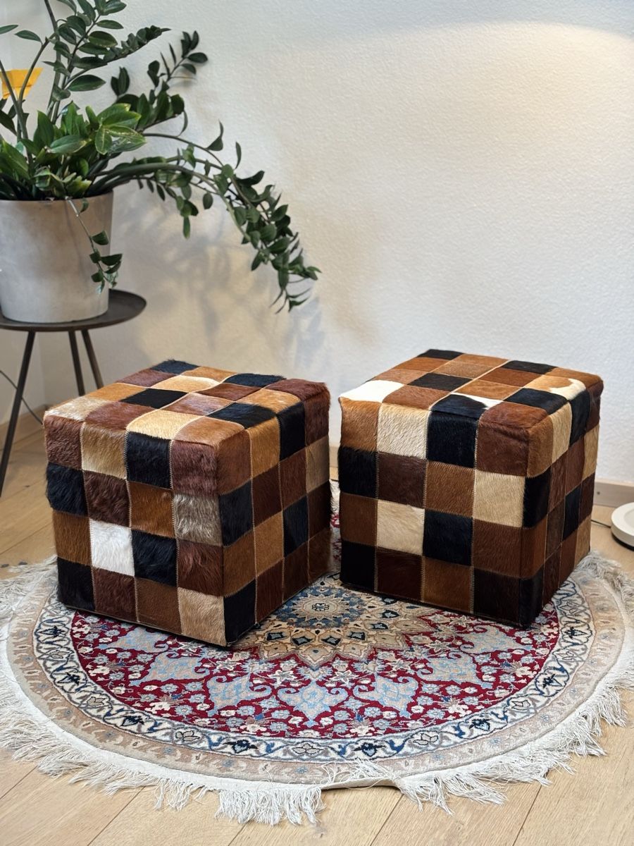 Ikea Hocker: IKEA "JULARP" -  Hocker aus Echtleder - Kuhfell – Gebraucht aus Winterthur von JAKU.SPACE 3