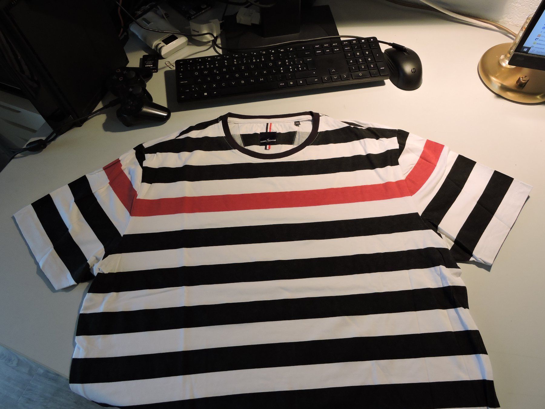 T-shirt: Daniel Hechter Tshirt kurzarm Gr XXL – Usato da Hauptwil venduto da Borusse01 2