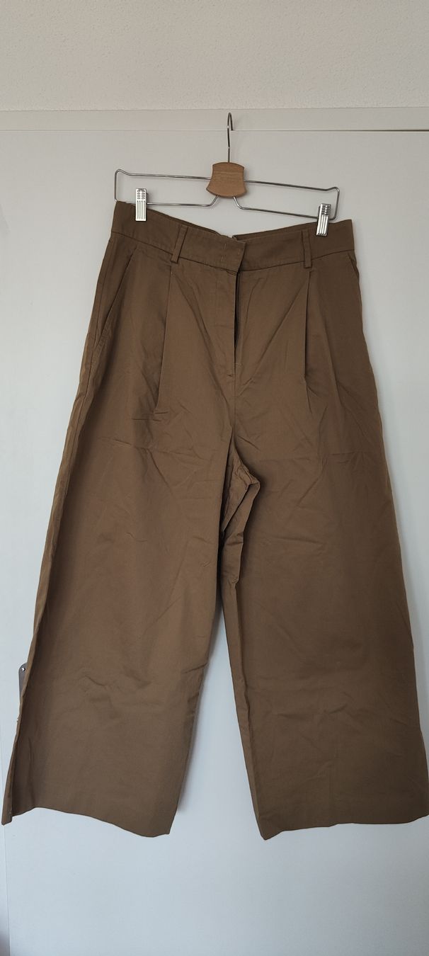 Pantaloni: 4 brown trousers (size 44) – Nuovo (secondo la descrizione) da Oberbuchsiten venduto da DianaLup 2