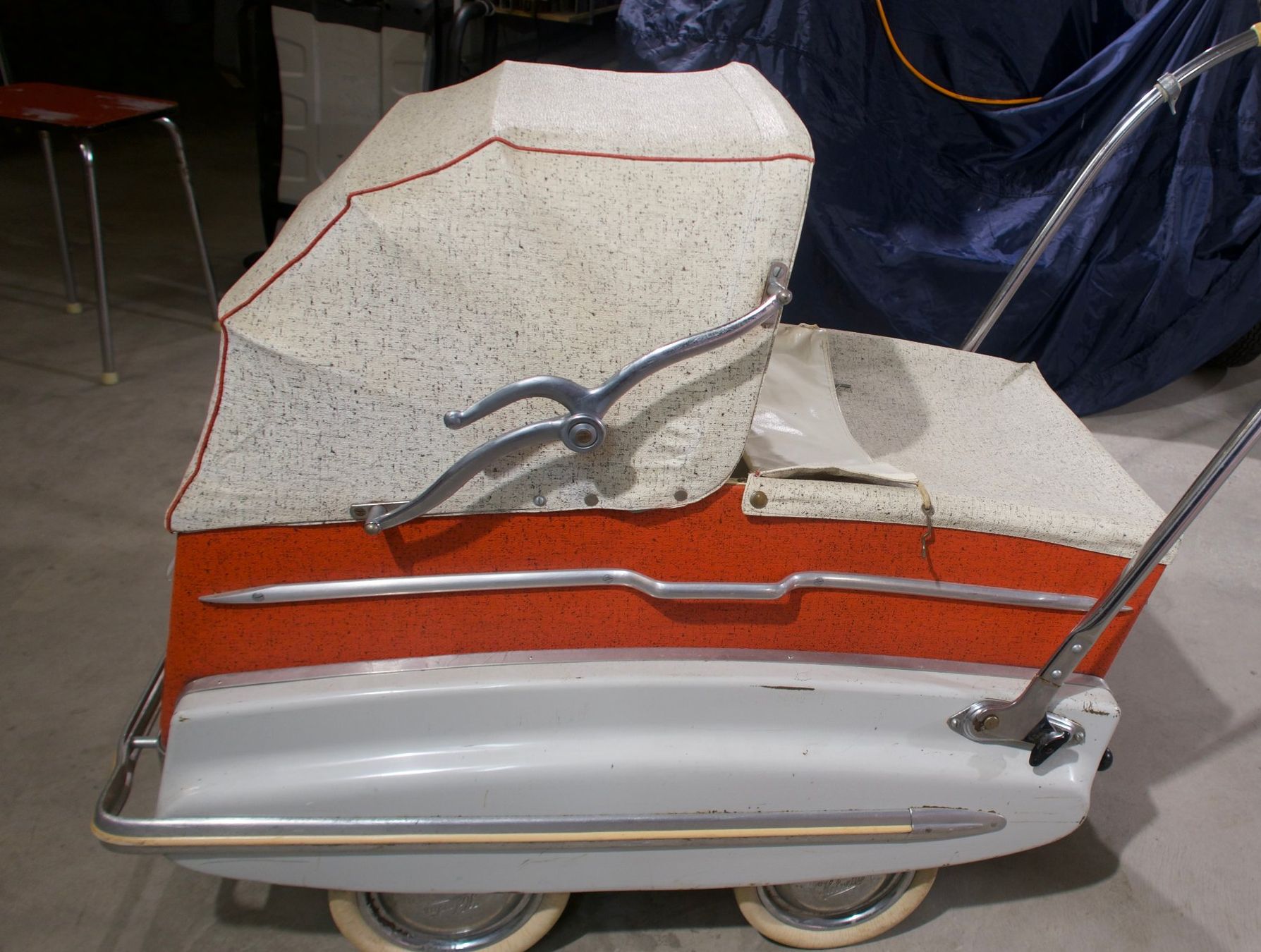 Carrozzine: Helvetia Kinderwagen 1961 – Usato da Schaffhausen venduto da Billi007